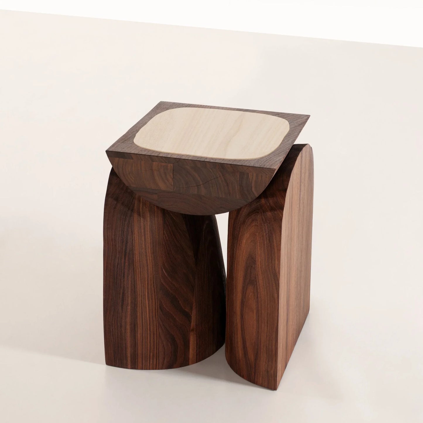 Tacchini - Bread Beistelltisch - sarto Tailored Interiors Group