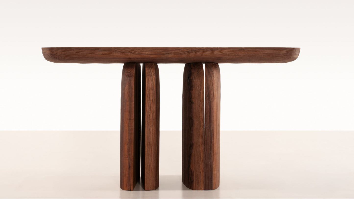 Tacchini - Bread Konsole - sarto Tailored Interiors Group