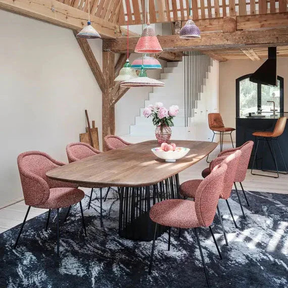 Freifrau - Ona Curved Armlehnstuhl - sarto Tailored Interiors Group