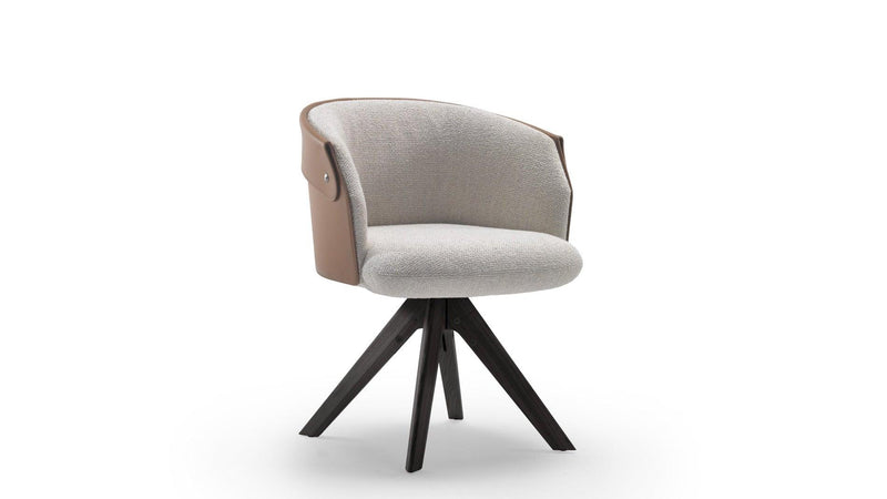 Flexform - Ozzy Stuhl - sarto Tailored Interiors Group