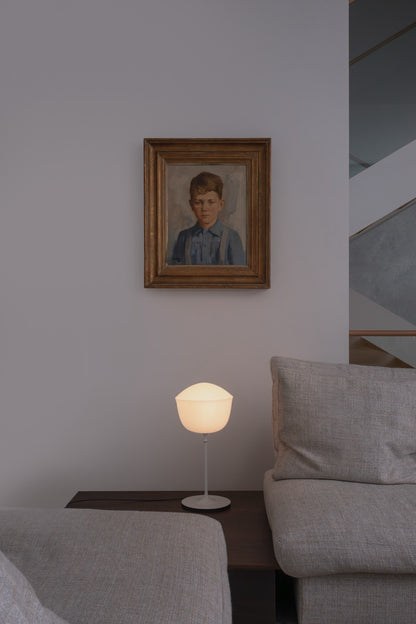 Contour Tischleuchte