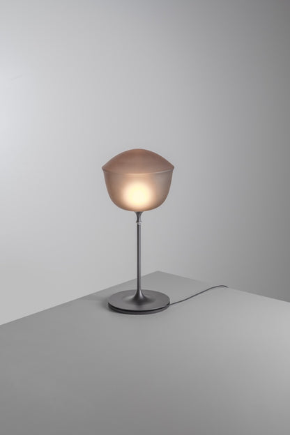Contour Tischleuchte