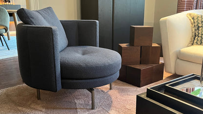 Minotti Torii armchair