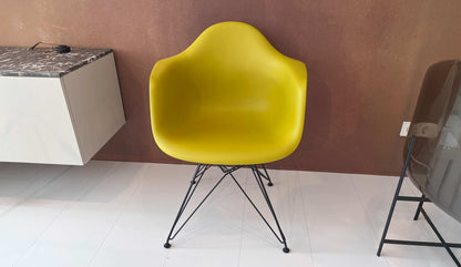 Vitra Eames Armchair DAR | Mustard