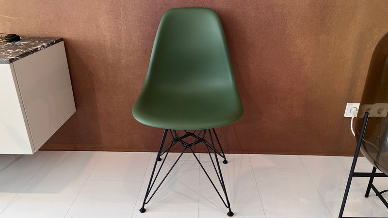 Vitra Eames DSR Chair | Forest