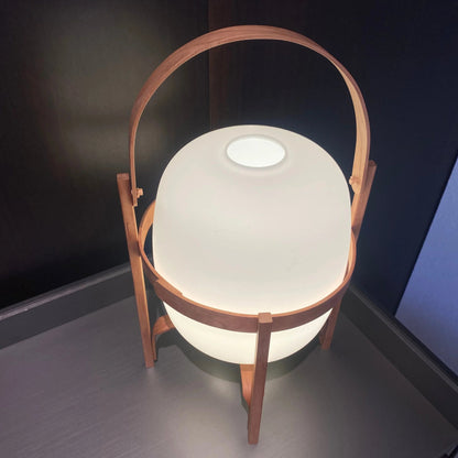 Santa & Cole - Cesta Tisch-und Bodenleuchte - sarto Tailored Interiors Group