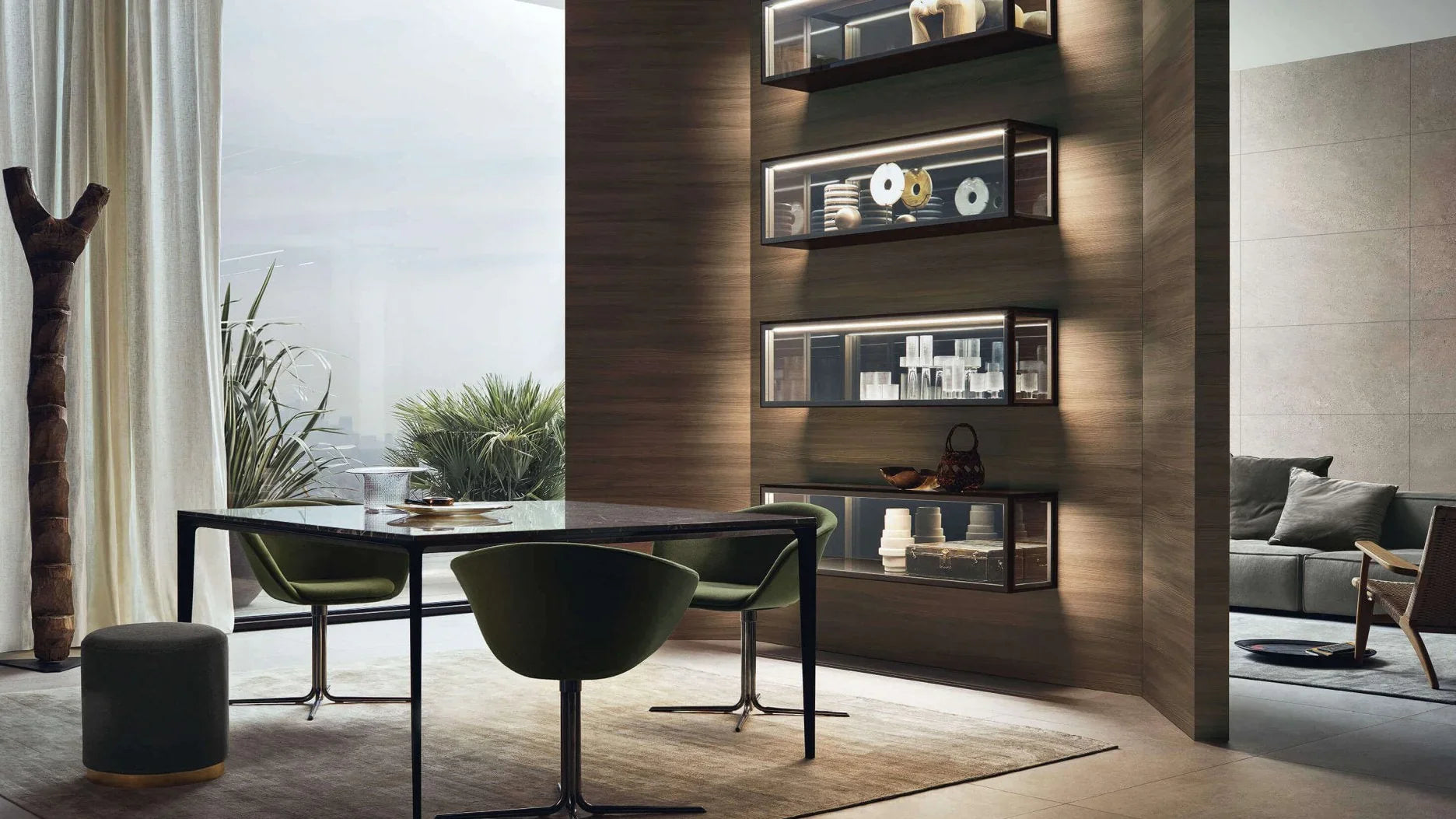 Rimadesio - ALAMBRA Hängevitrine mit LED Beleuchtung - sarto Tailored Interiors Group