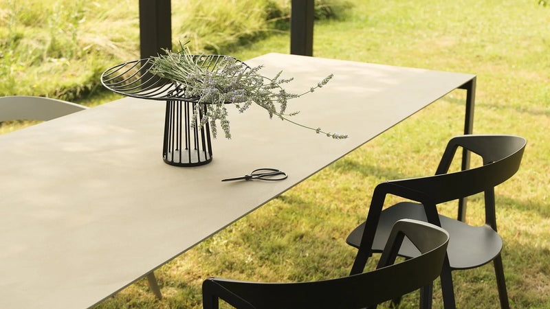 Kristalia - Thin-K Outdoor Tisch - sarto Tailored Interiors Group