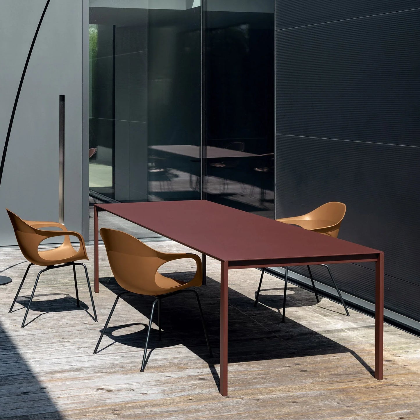 Kristalia - Thin-K Outdoor Tisch - sarto Tailored Interiors Group