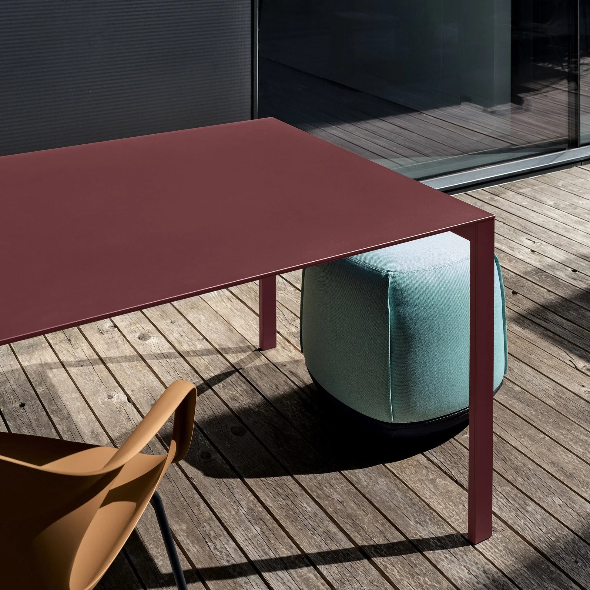 Kristalia - Thin-K Outdoor Tisch - sarto Tailored Interiors Group