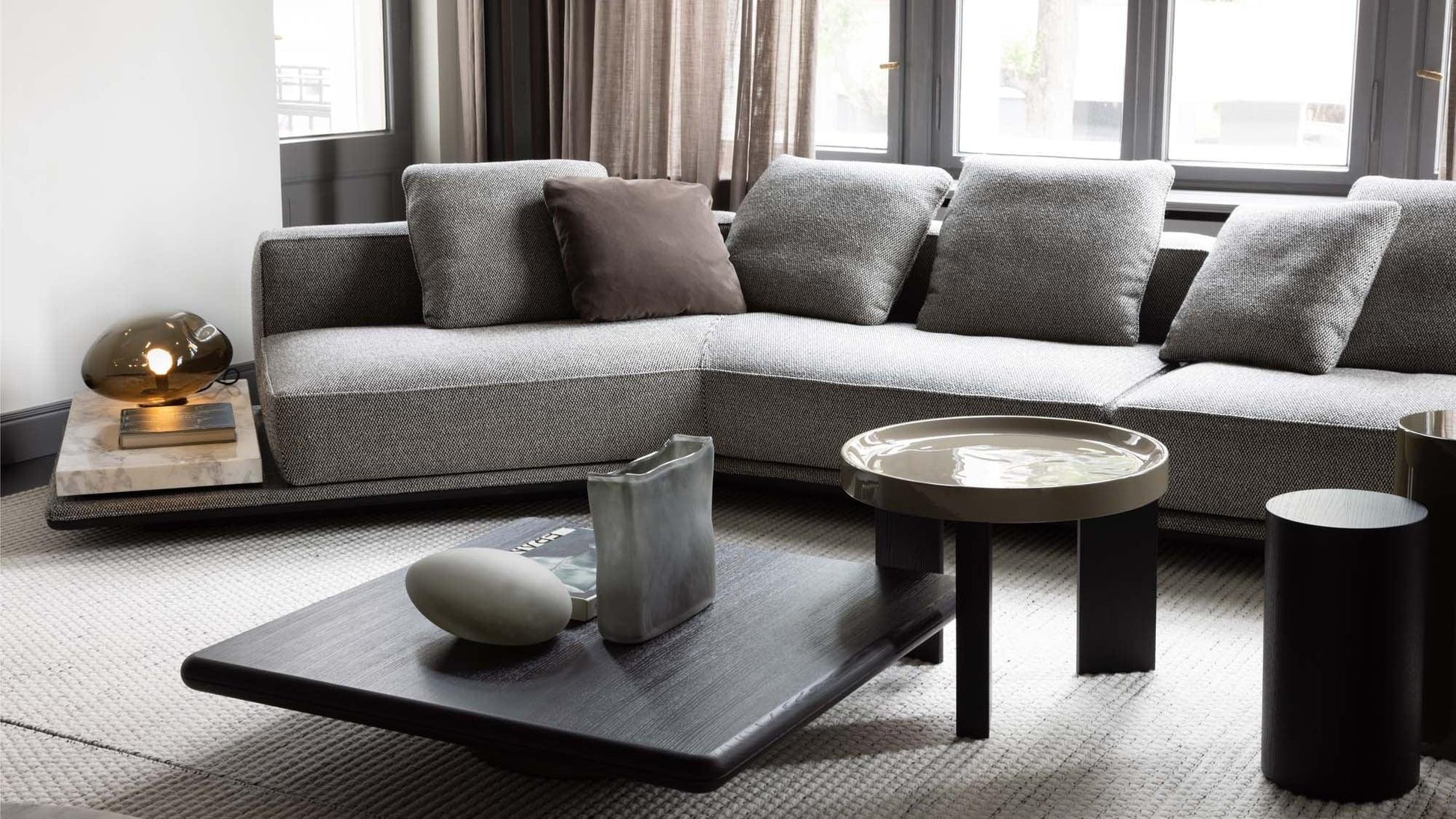Minotti - Horizonte Sofa - sarto Tailored Interiors Group