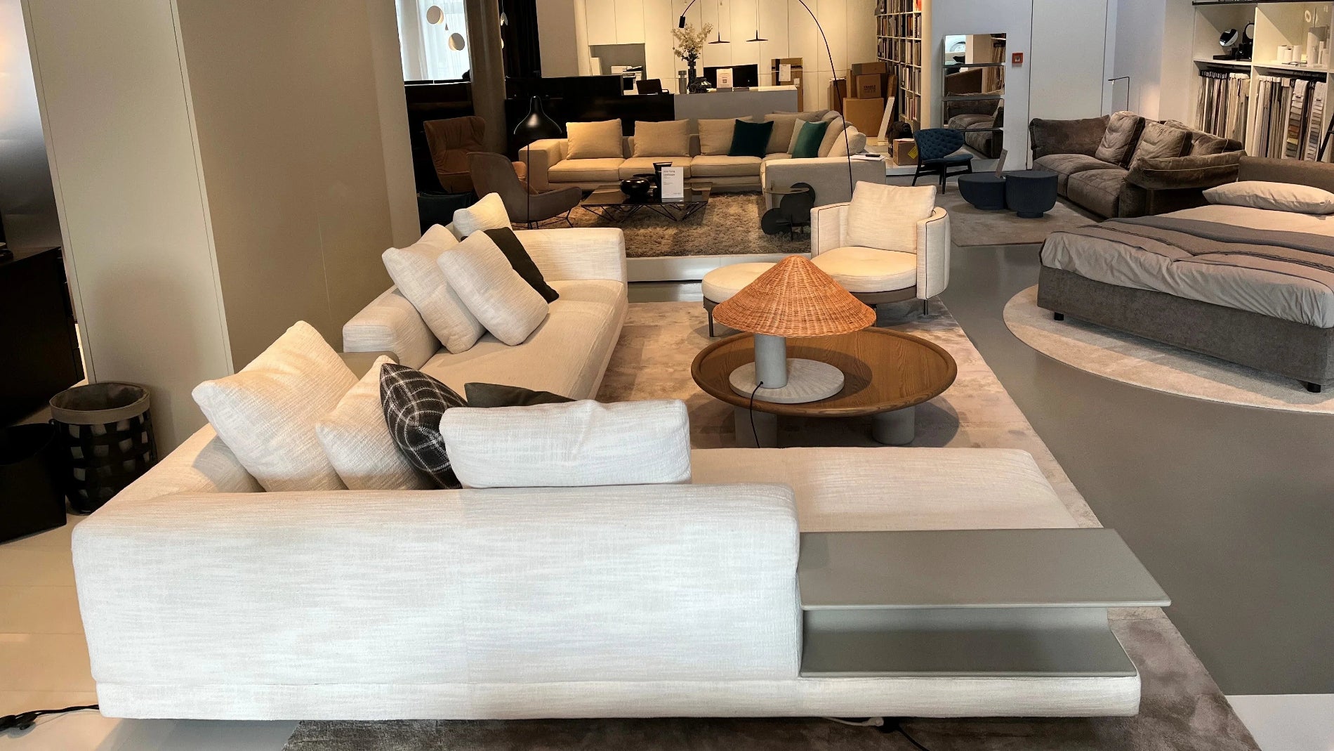 Minotti - Connery Flap Sofa - sarto Tailored Interiors Group