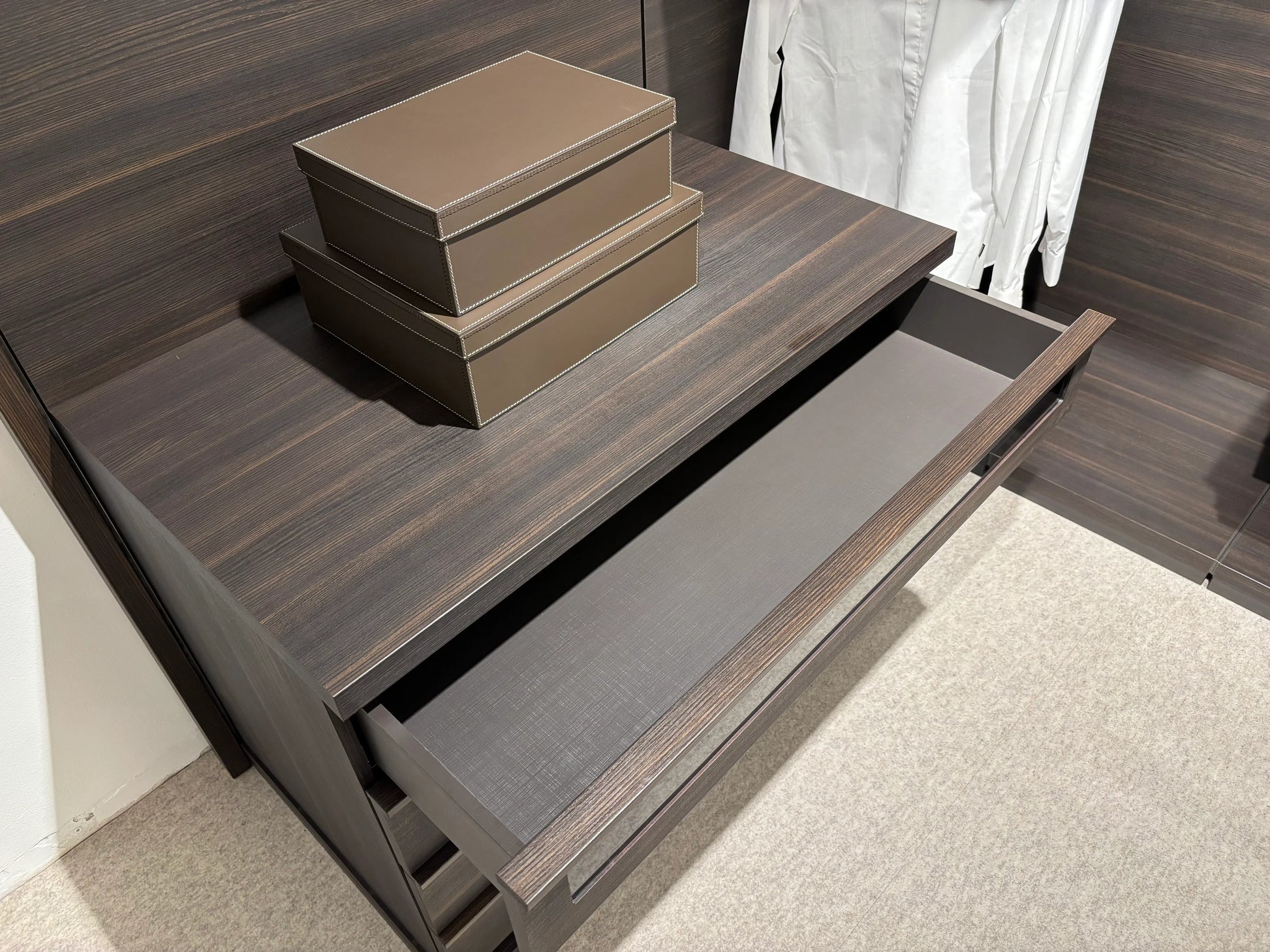Poliform - Poliform Ubik offene Ankleide - Schränke - Sarto Group