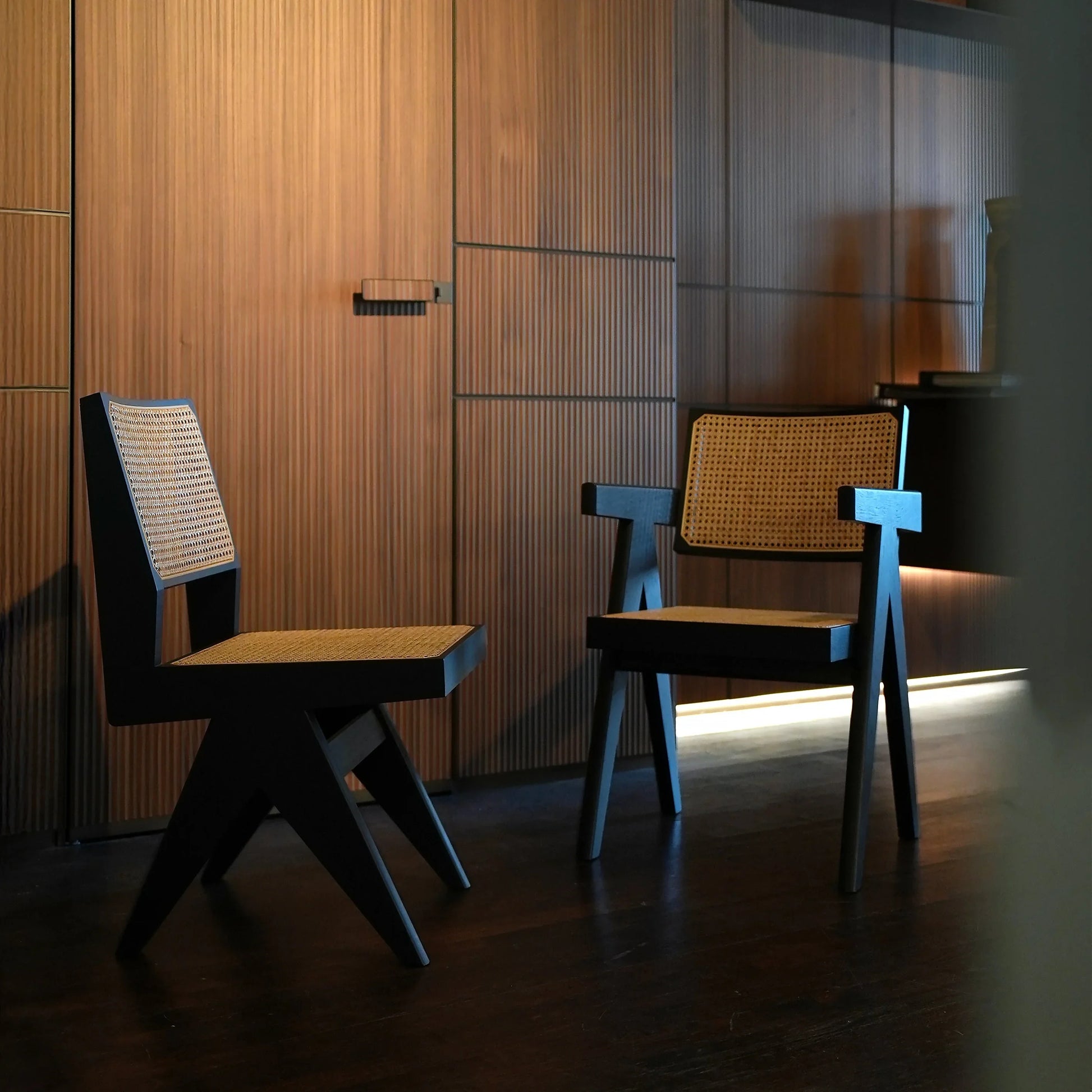 Cassina - Capitol Complex Office Chair - sarto Tailored Interiors Group