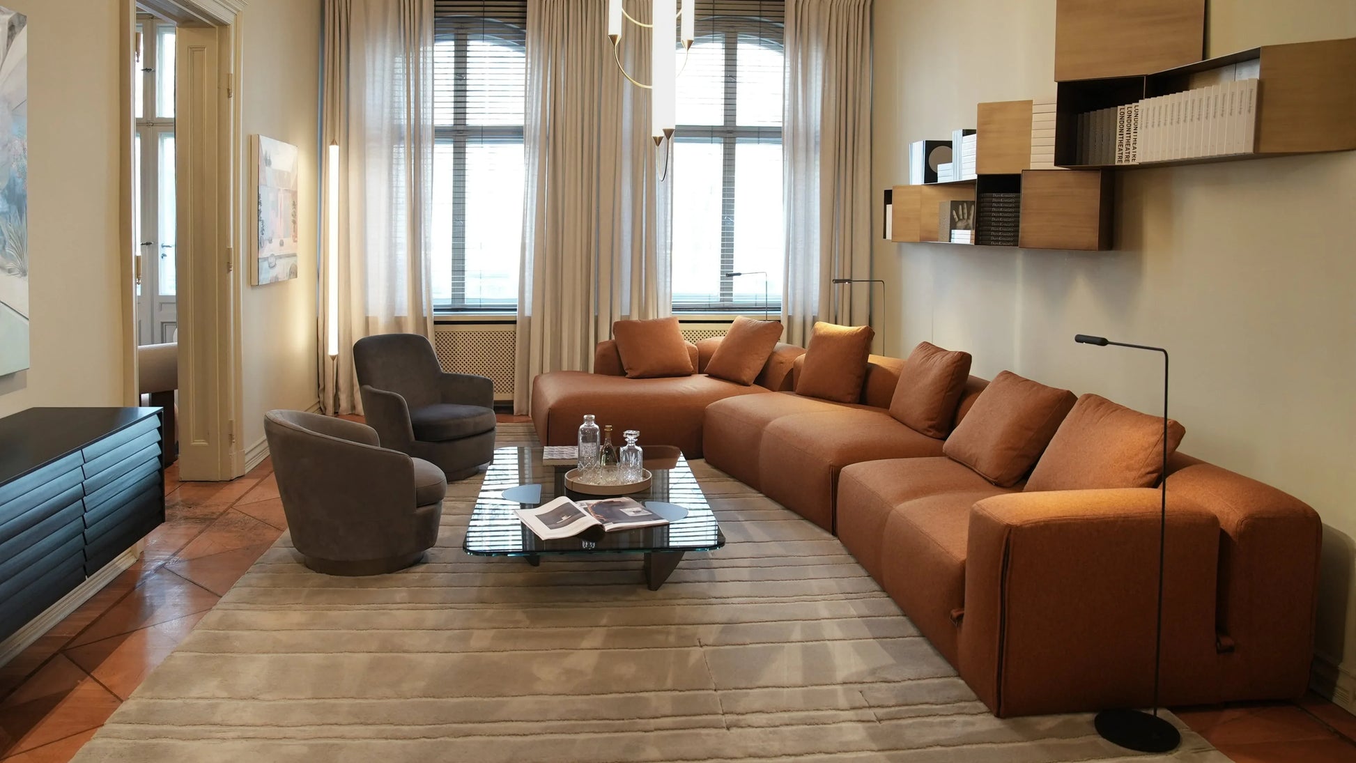Tacchini - Le Mura XL Sofa - sarto Tailored Interiors Group