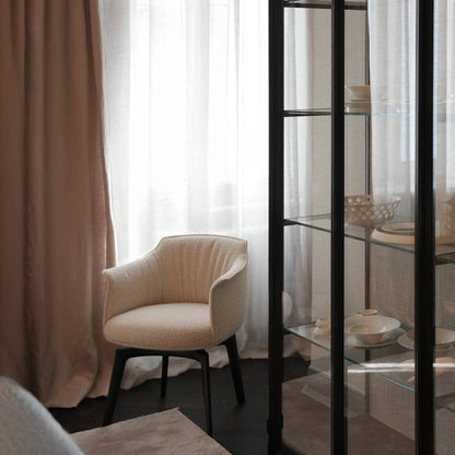 B&B Italia Caratos Stuhl mit Armlehnen
