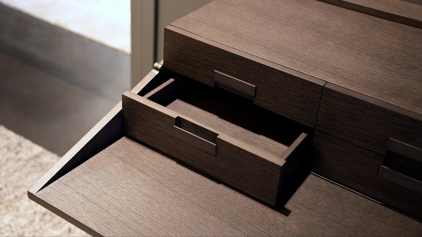 Maxalto Max desk with flap