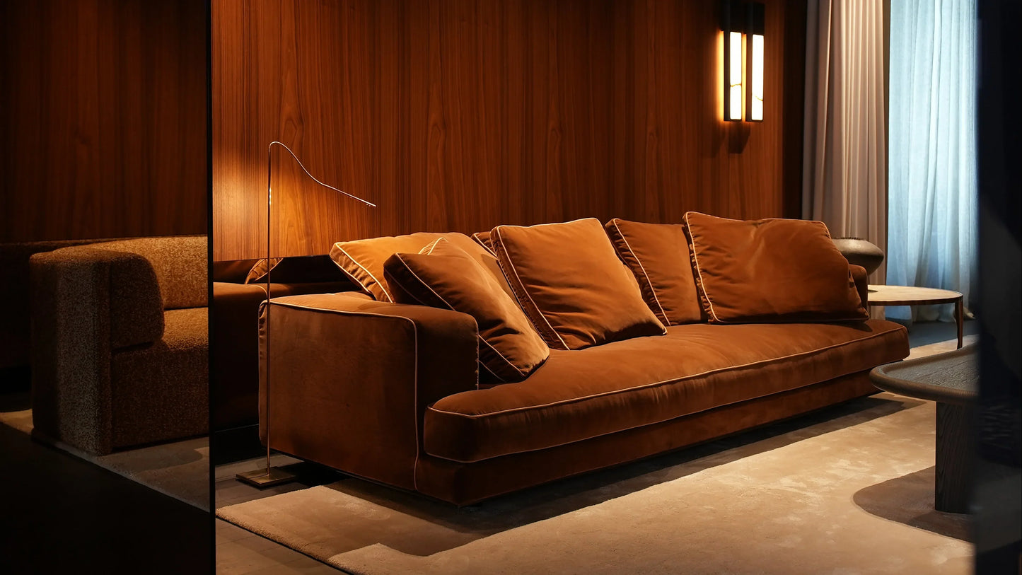 Maxalto - Arbiter Sofa - sarto Tailored Interiors Group