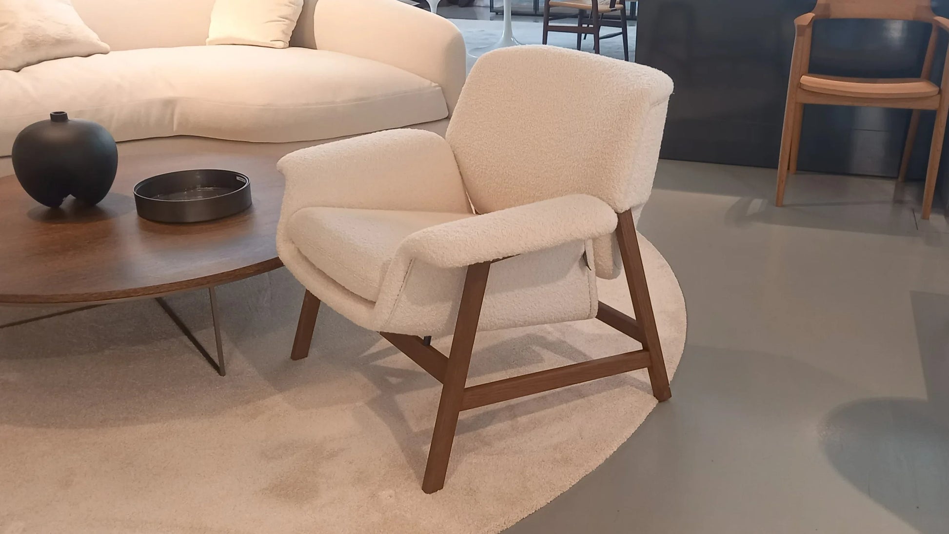 Tacchini - Tacchini Agnese Sessel mit Armlehnen - Sessel - Sarto Group