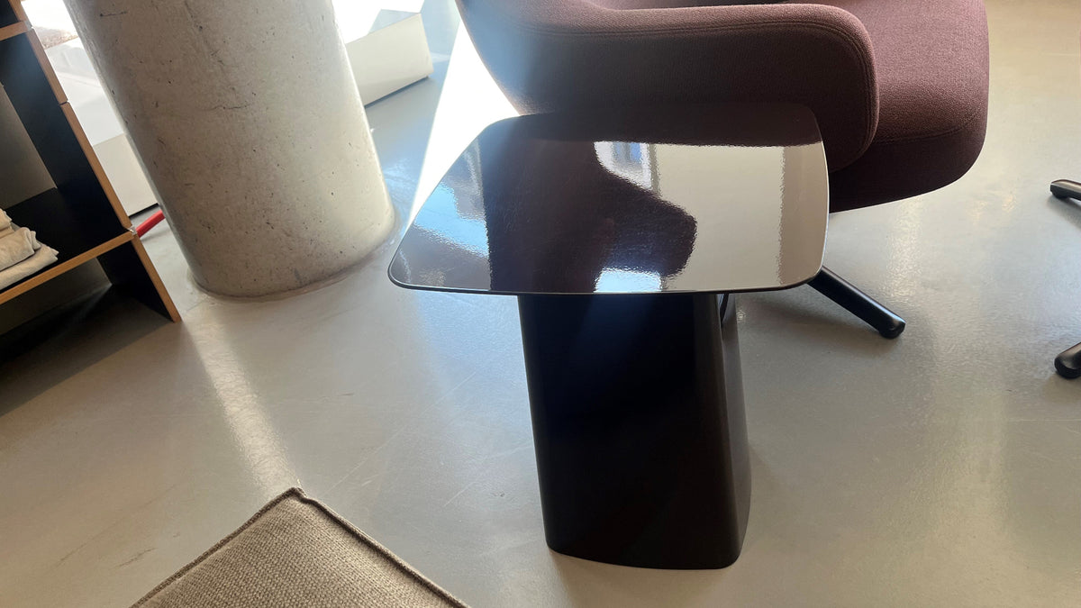 Vitra Metal Side Table