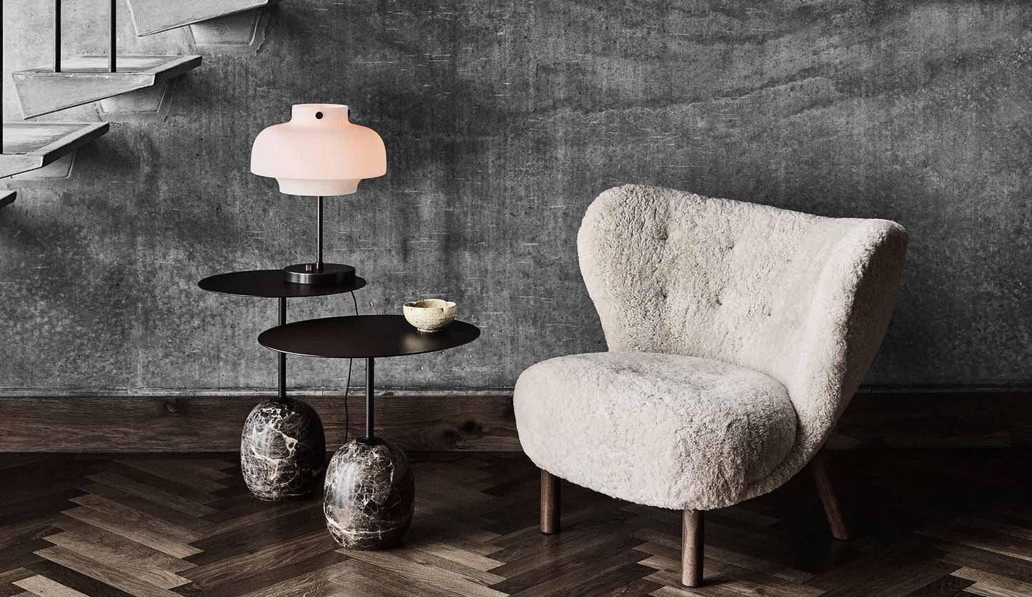 &Tradition - &tradition Little Petra VB1 Lounge Sessel | Schaffell - Sessel - Sarto Group