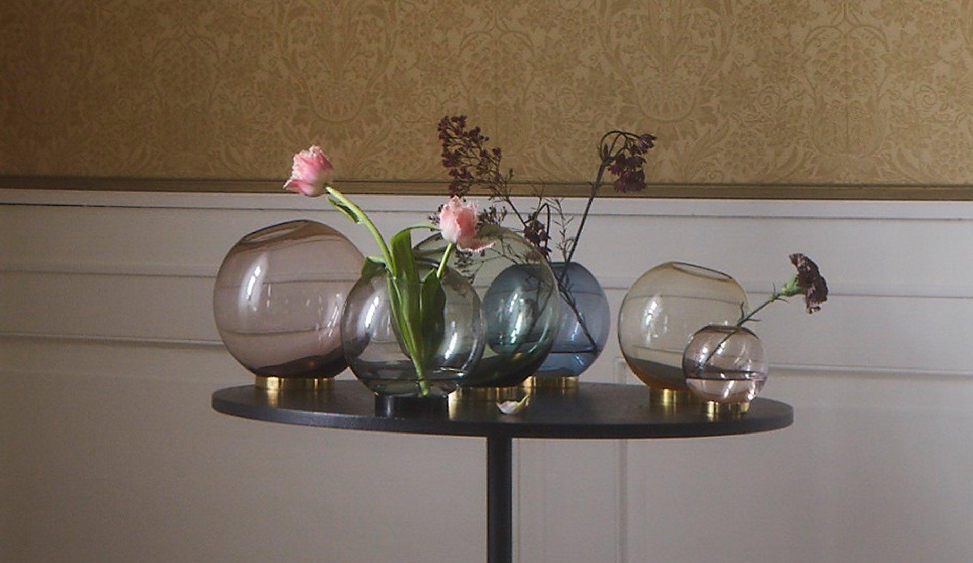 Aytm - AYTM Globe Vase - Vasen - Sarto Group