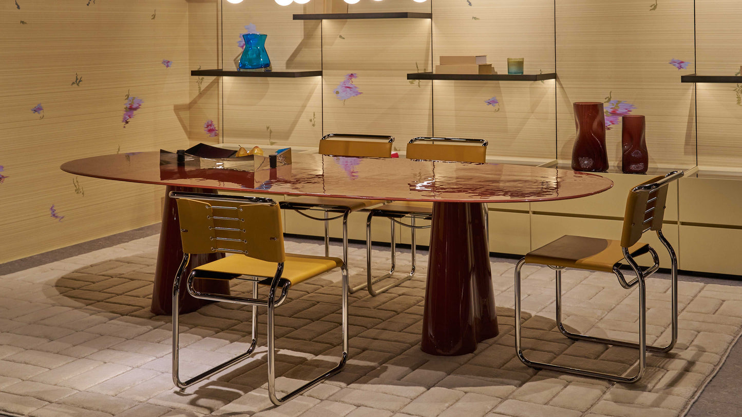 Treflo Dining Table