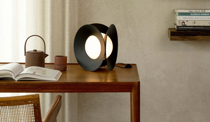 DCW éditions Paris - DCW Armen Tischleuchte - Tischleuchten - Sarto Group