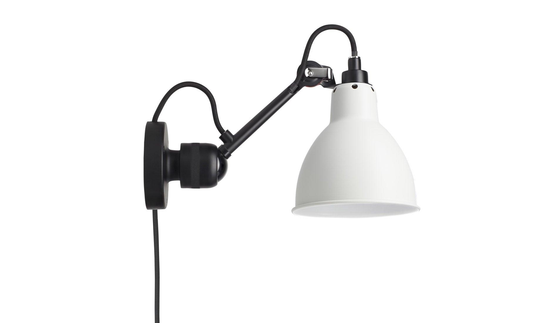 DCW éditions Paris - DCW Lampe Gras N°304 CA Wandleuchte (mit Kabel und Stecker) - Wandleuchten - Sarto Group