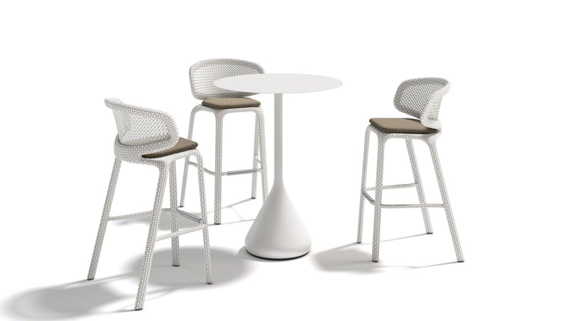 Dedon - Seashell Nuo Barhocker - sarto Tailored Interiors Group