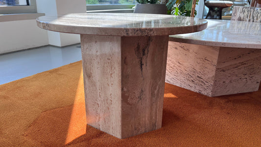 Gubi Epic Couchtisch warm taupe 60cm
