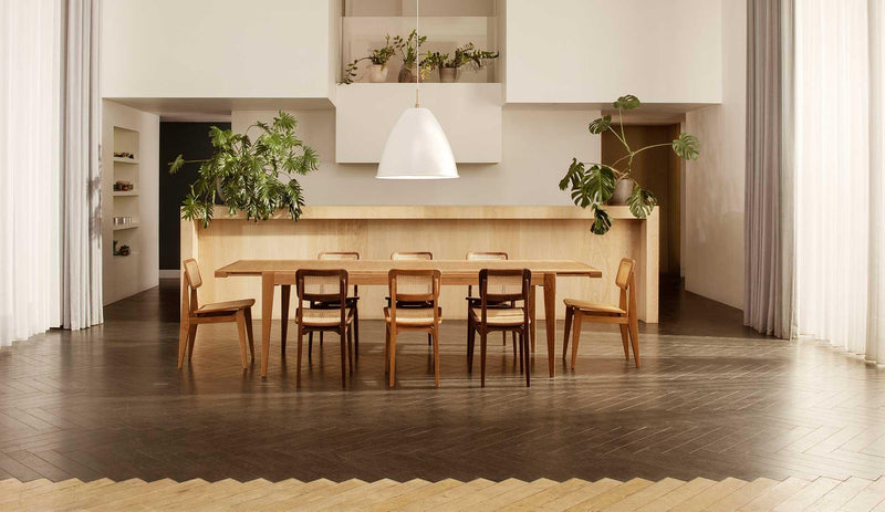 Gubi - GUBI C-Chair Dining Stuhl | Eiche Geölt - sarto Tailored Interiors Group