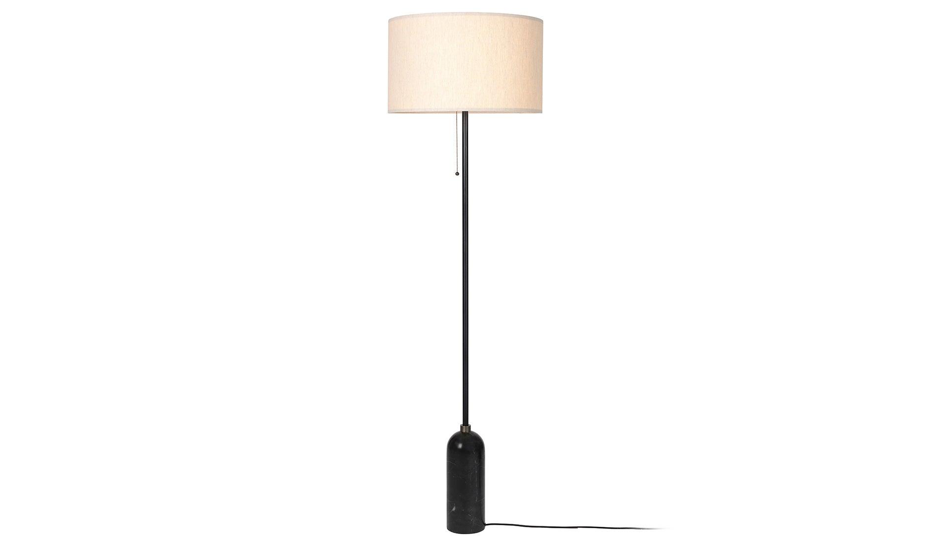 GUBI - GUBI Gravity Stehleuchte | Leinen | Marmor Schwarz - Stehleuchten - Sarto Group