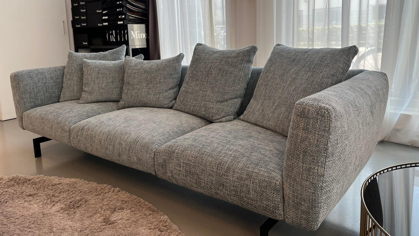 Knoll International Sofa Avio - Sarto Group