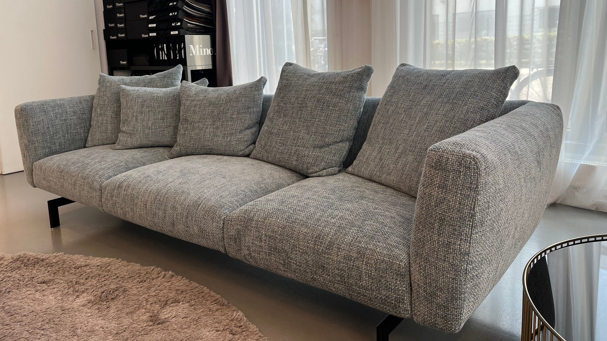 Knoll International Sofa Avio - Sarto Group