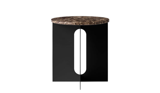 Audo Copenhagen - Audo Copenhagen Androgyne Beistelltisch Schwarz mit Marmor Tischplatte - Beistelltische - Sarto Group