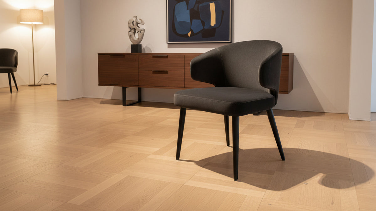 Minotti Aston Dining Chair Hunt Carbone