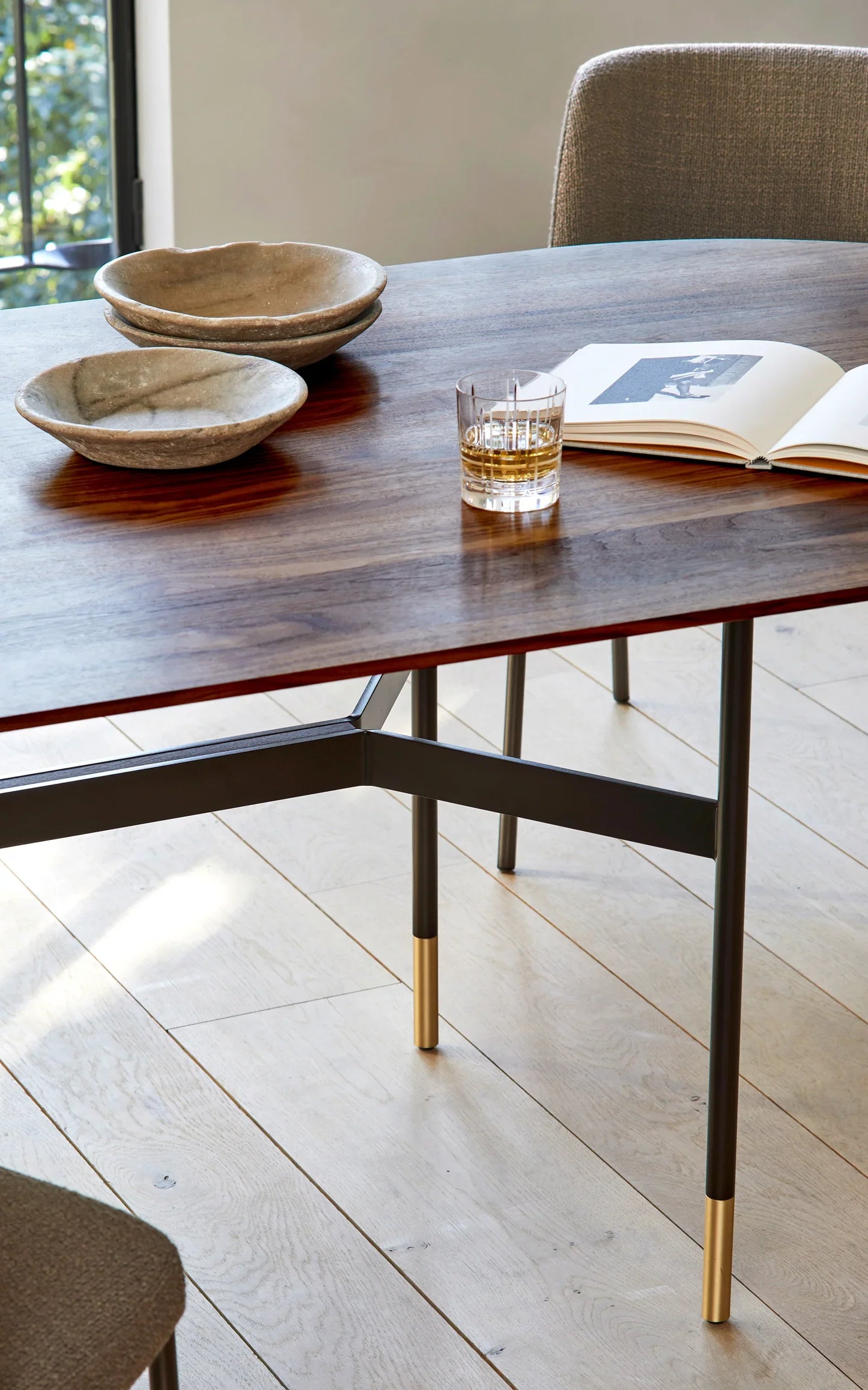 More - Harri Ausziehtisch - sarto Tailored Interiors Group