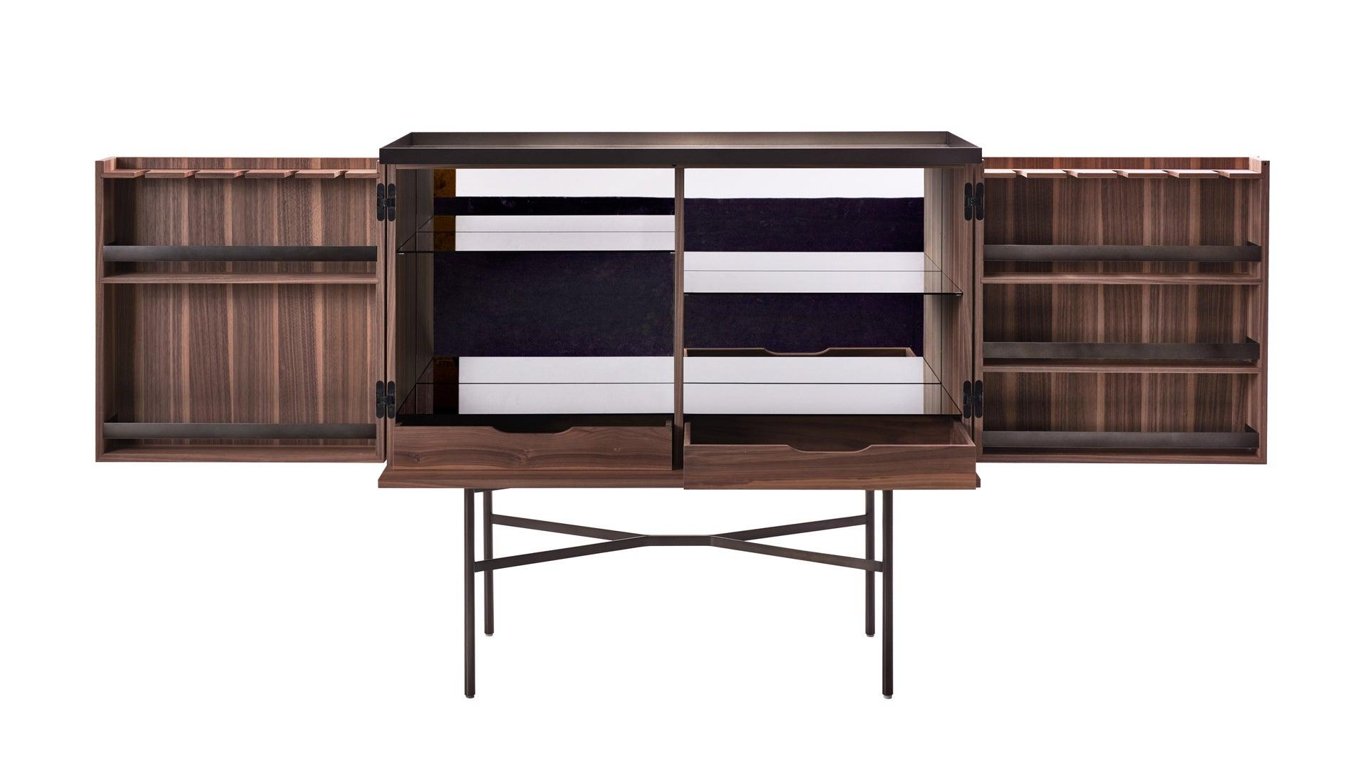 More - MORE HARRI Barschrank breit niedrig | Nussbaum - Barschränke - Sarto Group
