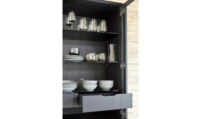 More - MORE HARRI Vitrine | Eiche wengefarben mattlackiert - Vitrinen - Sarto Group
