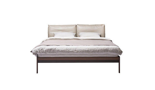 More - MORE SOVA Bett | Amerikanischer Nussbaum geölt - Betten - Sarto Group