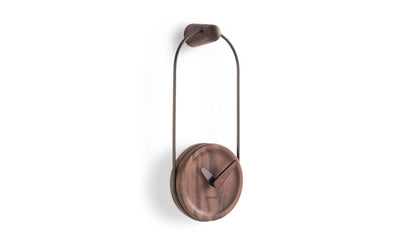 Nomon - Nomon Micro Eslabon Wanduhr | Nussbaum - Graphit - Wanduhren - Sarto Group