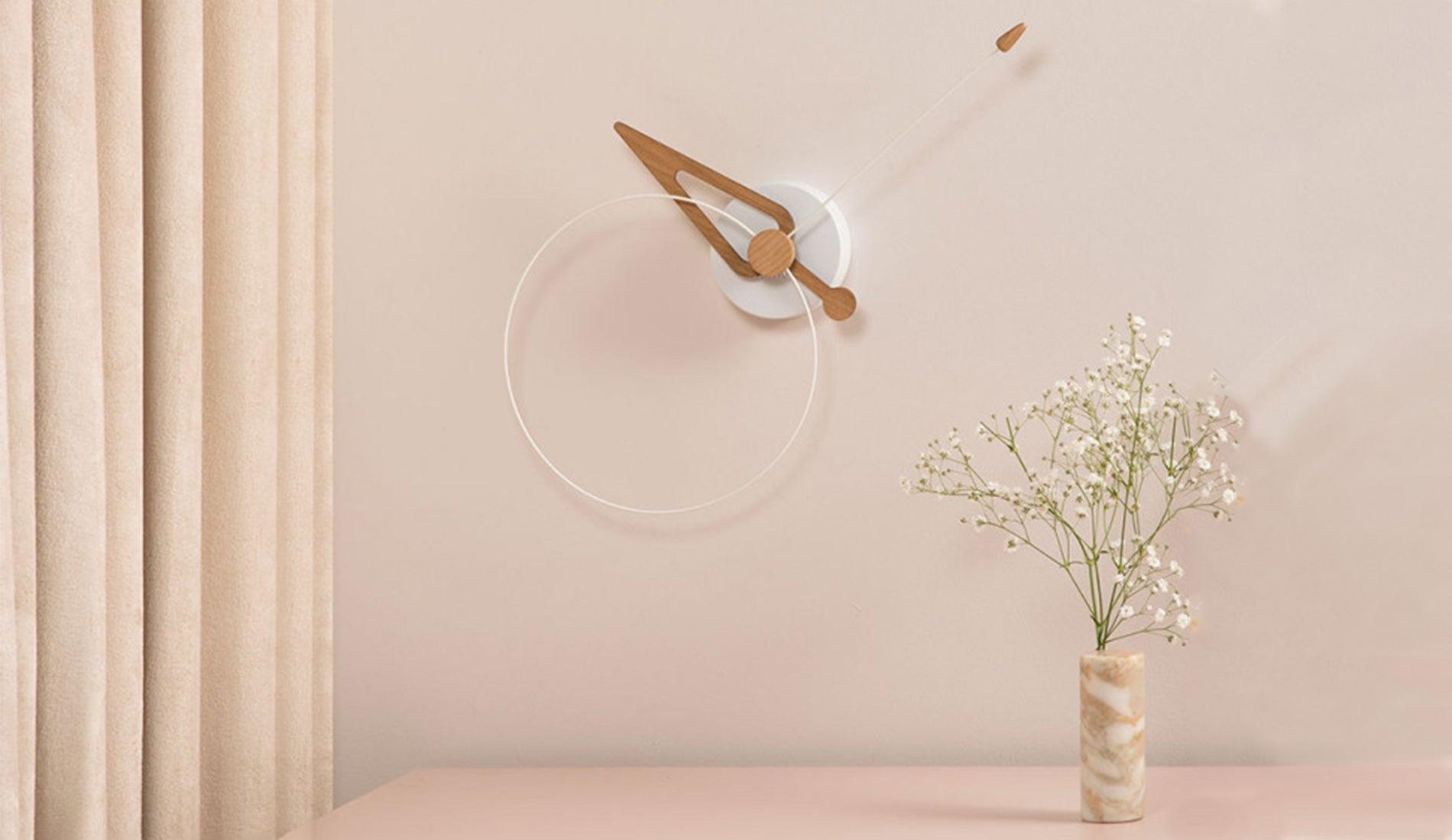 Nomon - Nomon Pico Wanduhr | Weiß - Eiche - Wanduhren - Sarto Group