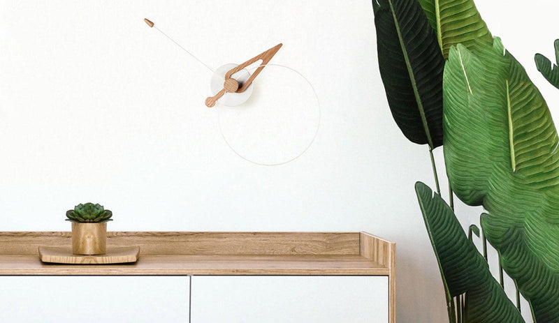 Nomon - Nomon Pico Wanduhr | Weiß - Eiche - sarto Tailored Interiors Group