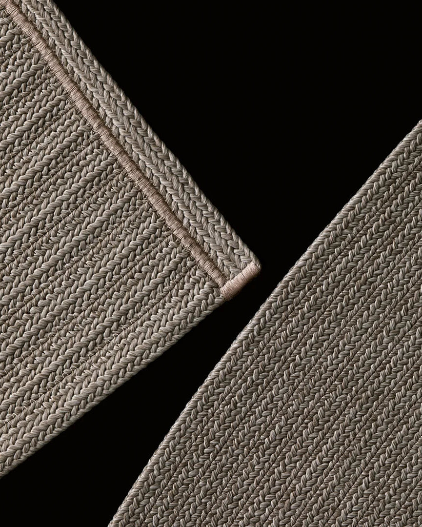 Poliform - Braid Outdoor Teppich - sarto Tailored Interiors