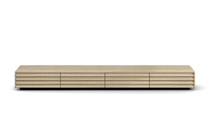 Punt - Punt Sussex SSX441 Sideboard | Helle Eiche - Sideboards - Sarto Group