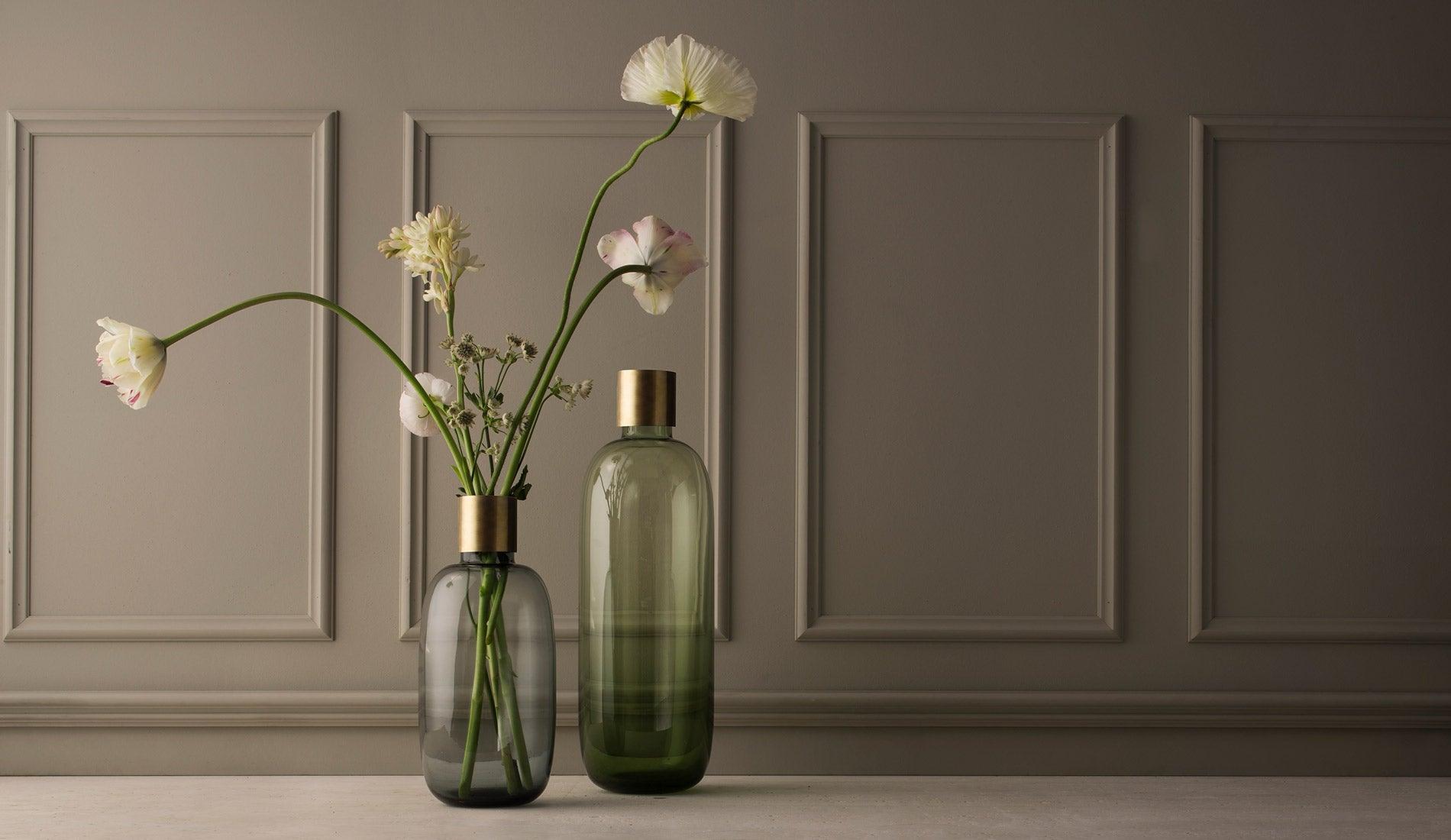 Skultuna - Skultuna Damen Vase Groß | Smaragdgrün - Vasen - Sarto Group