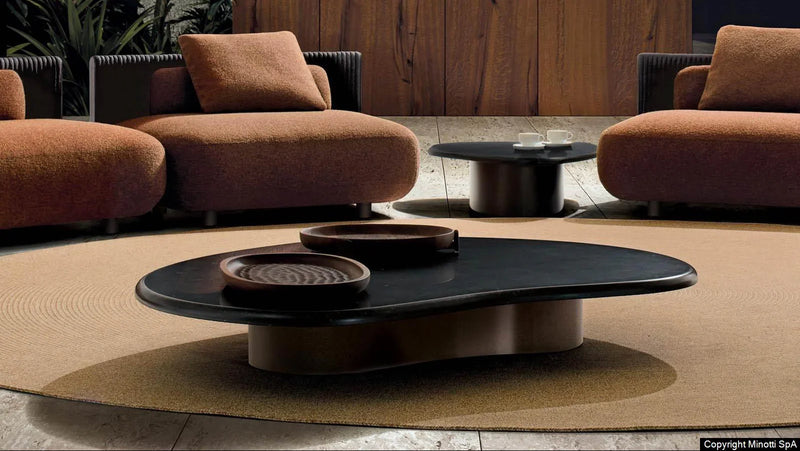 Minotti - Bézier Outdoor Beistelltisch - sarto Tailored Interiors Group