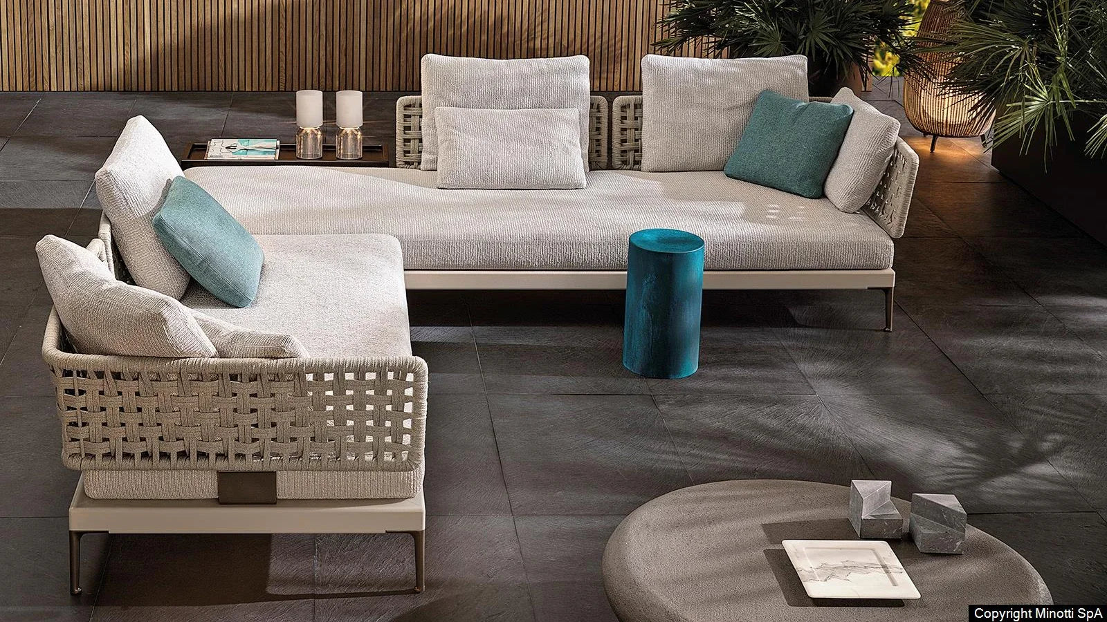 Minotti - Patio Outdoor Sofa - sarto Tailored Interiors Group