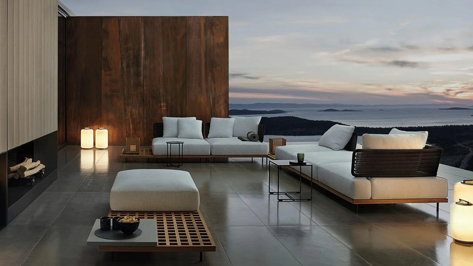 Minotti - Quadrado Outdoor Sofa - sarto Tailored Interiors Group